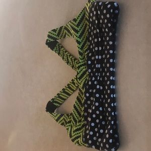 Onzie sports bra small